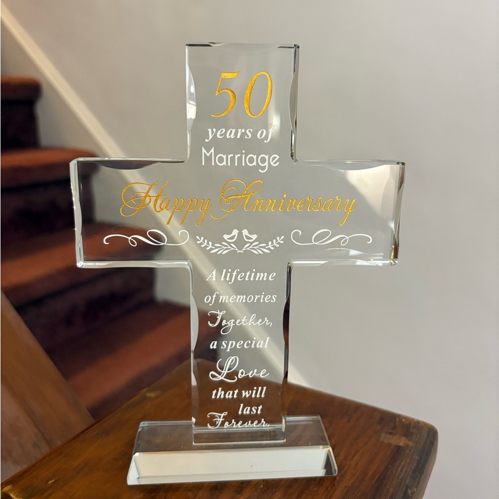 NEW IN BOX 50th Wedding Anniversary Cross Laser Engraved Glass Keepsake Gift - Picture 5 of 9